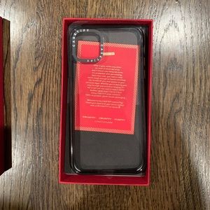 Iphone 11 pro max casetify black clear case